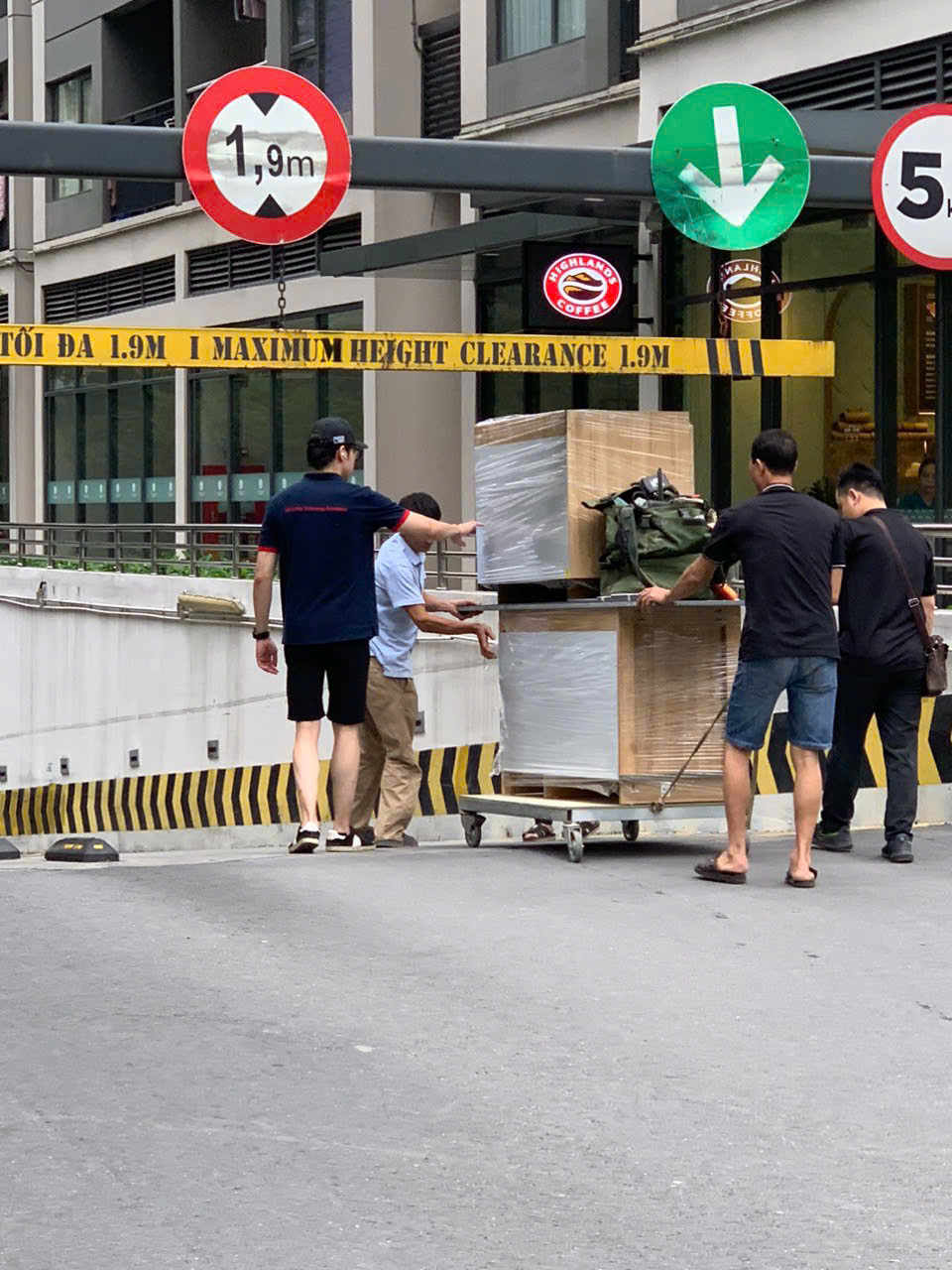 tủ bếp inox giá bao nhiêu