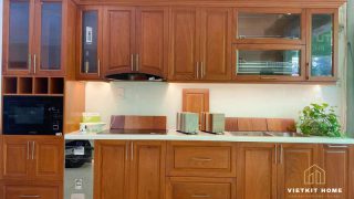 Tủ bếp gỗ xoan đào- Gỗ Xoan Đào Vietkit Home